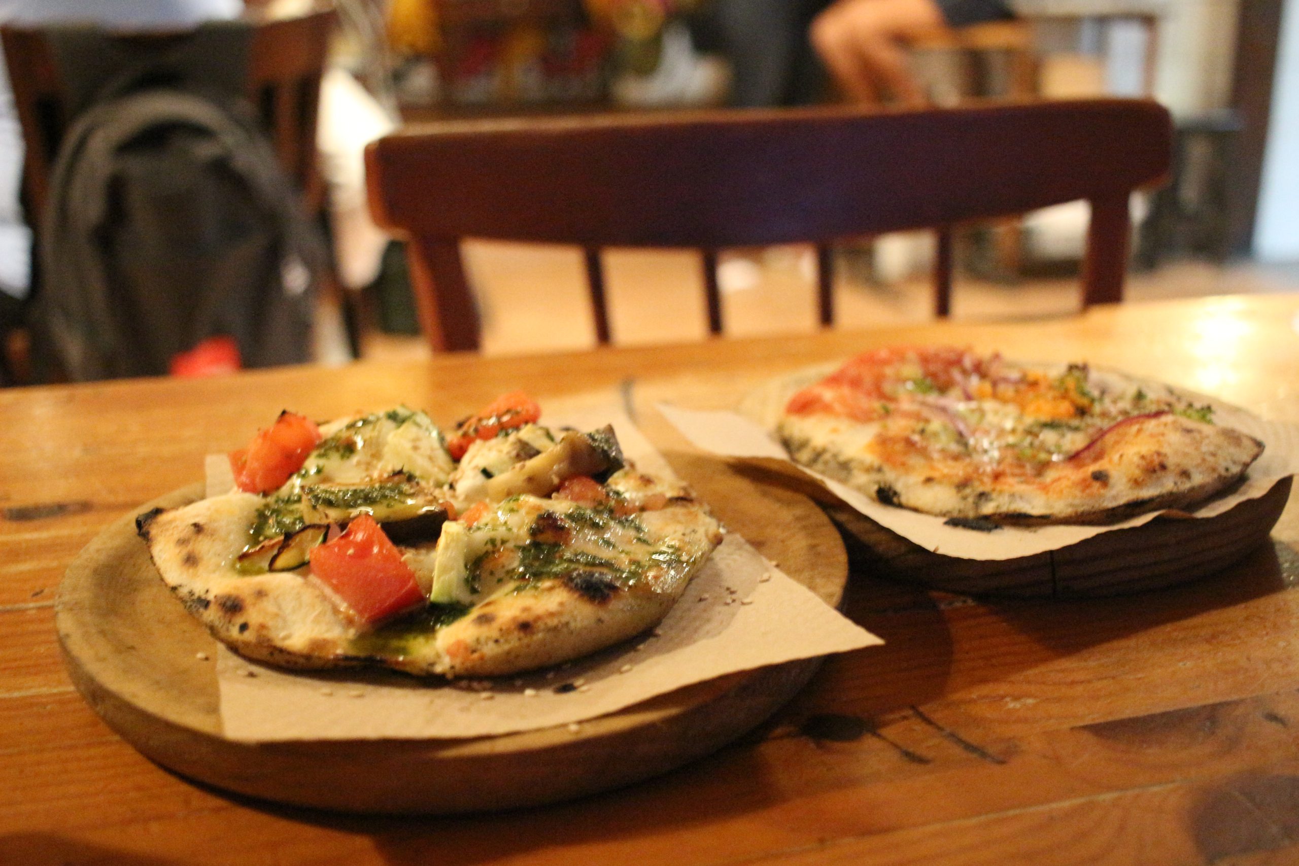 small pizzas at La Fesinar