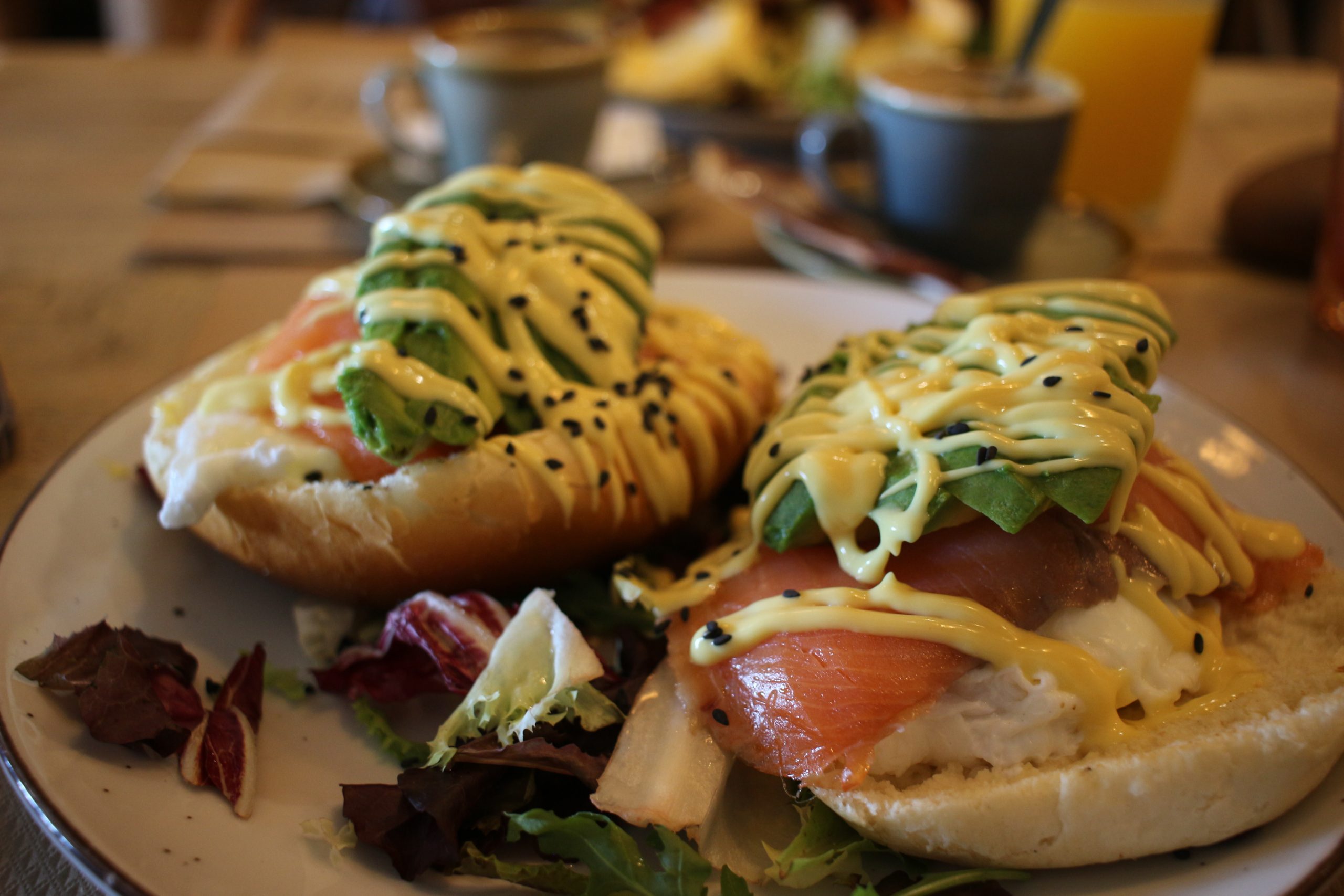 Eggs benedict