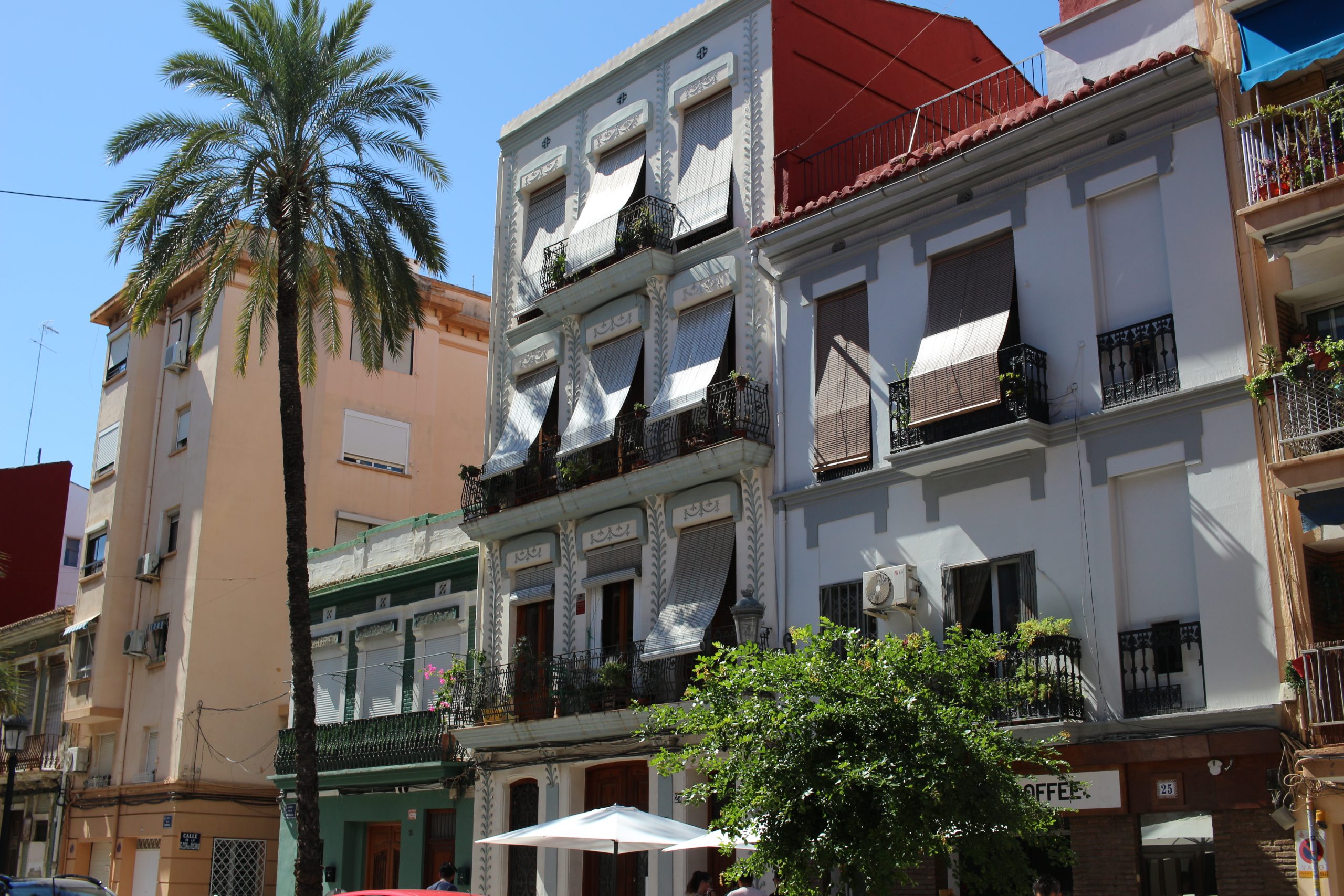 Tallat Cafe from a distance